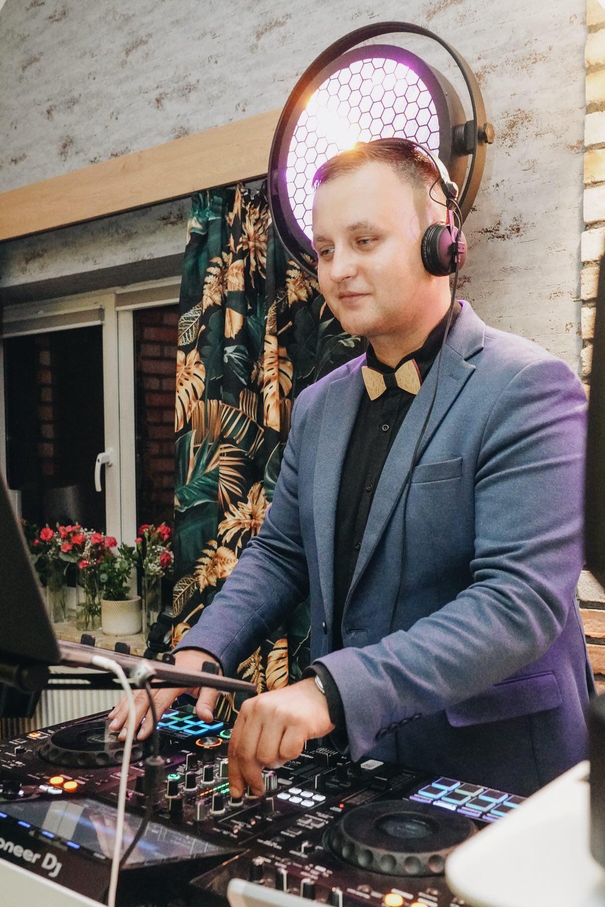 DJ i wodzirej Rafał Wosiek